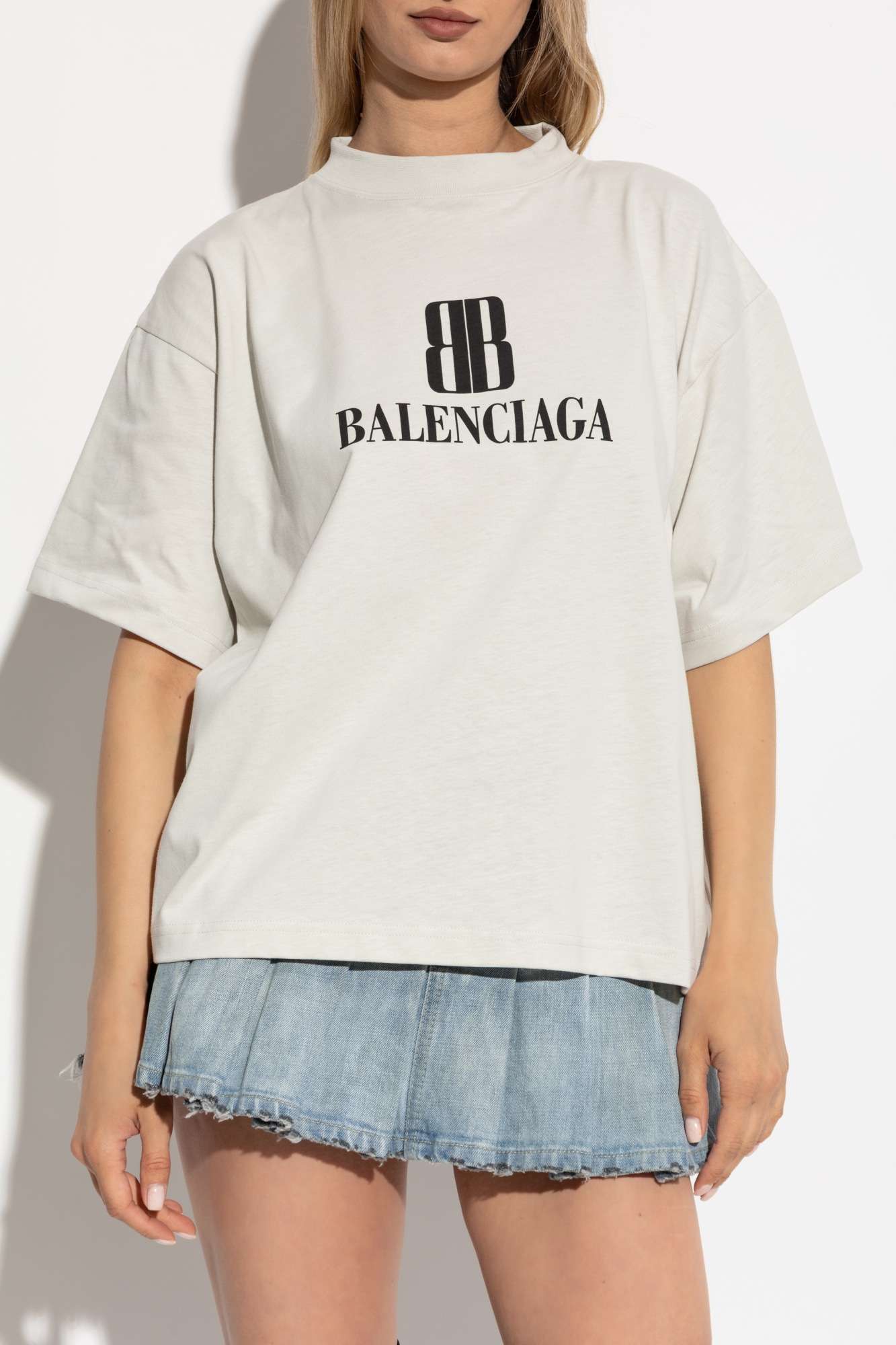 Tシャツ・カットソー BALENCIAGA Women Tops 768075TQVS53307 White BALENCIAGA: T-shirt woman - White | Balenciaga t-shirt